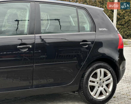 Черный Фольксваген Гольф, объемом двигателя 1.4 л и пробегом 191 тыс. км за 5500 $, фото 8 на Automoto.ua