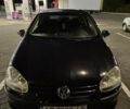 Черный Фольксваген Гольф, объемом двигателя 1.39 л и пробегом 193 тыс. км за 4700 $, фото 3 на Automoto.ua