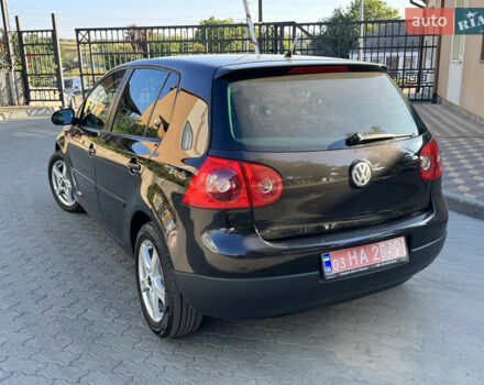 Черный Фольксваген Гольф, объемом двигателя 1.6 л и пробегом 260 тыс. км за 6100 $, фото 7 на Automoto.ua