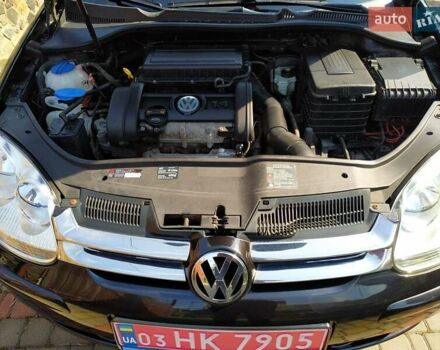 Черный Фольксваген Гольф, объемом двигателя 0 л и пробегом 206 тыс. км за 6400 $, фото 47 на Automoto.ua