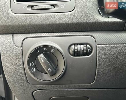 Черный Фольксваген Гольф, объемом двигателя 1.6 л и пробегом 196 тыс. км за 6200 $, фото 26 на Automoto.ua