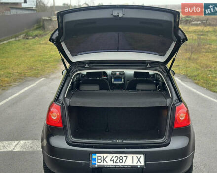 Чорний Фольксваген Гольф, об'ємом двигуна 1.6 л та пробігом 251 тис. км за 6299 $, фото 22 на Automoto.ua