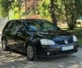 Черный Фольксваген Гольф, объемом двигателя 1.6 л и пробегом 243 тыс. км за 6350 $, фото 1 на Automoto.ua