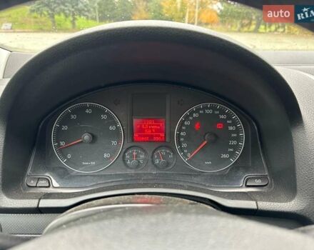 Черный Фольксваген Гольф, объемом двигателя 1.6 л и пробегом 250 тыс. км за 6100 $, фото 2 на Automoto.ua