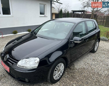 Черный Фольксваген Гольф, объемом двигателя 1.6 л и пробегом 255 тыс. км за 5999 $, фото 3 на Automoto.ua