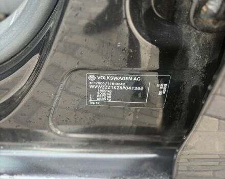 Черный Фольксваген Гольф, объемом двигателя 1.6 л и пробегом 215 тыс. км за 6500 $, фото 22 на Automoto.ua