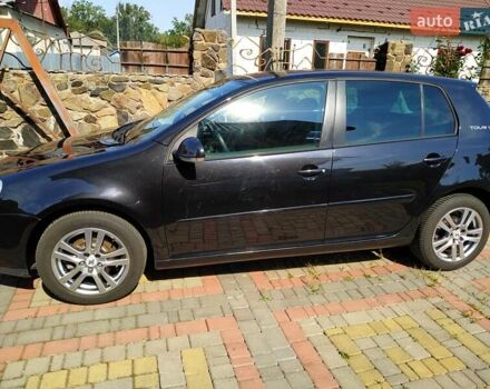 Черный Фольксваген Гольф, объемом двигателя 0 л и пробегом 206 тыс. км за 6400 $, фото 4 на Automoto.ua