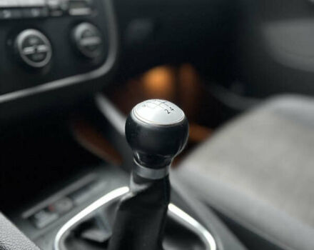 Чорний Фольксваген Гольф, об'ємом двигуна 1.6 л та пробігом 270 тис. км за 6800 $, фото 30 на Automoto.ua