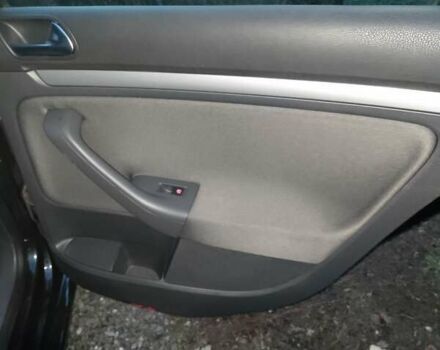 Чорний Фольксваген Гольф, об'ємом двигуна 1.6 л та пробігом 202 тис. км за 6650 $, фото 14 на Automoto.ua