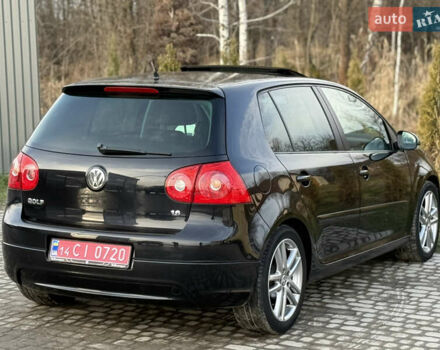 Черный Фольксваген Гольф, объемом двигателя 1.6 л и пробегом 182 тыс. км за 6350 $, фото 37 на Automoto.ua