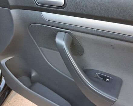 Черный Фольксваген Гольф, объемом двигателя 1.39 л и пробегом 220 тыс. км за 6400 $, фото 32 на Automoto.ua