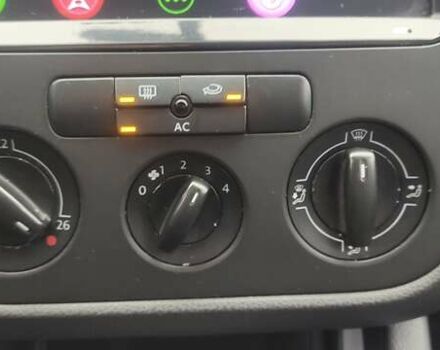 Черный Фольксваген Гольф, объемом двигателя 1.6 л и пробегом 207 тыс. км за 6200 $, фото 17 на Automoto.ua