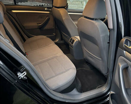 Черный Фольксваген Гольф, объемом двигателя 1.97 л и пробегом 298 тыс. км за 6200 $, фото 14 на Automoto.ua