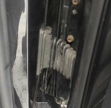 Черный Фольксваген Гольф, объемом двигателя 1.6 л и пробегом 207 тыс. км за 6200 $, фото 59 на Automoto.ua