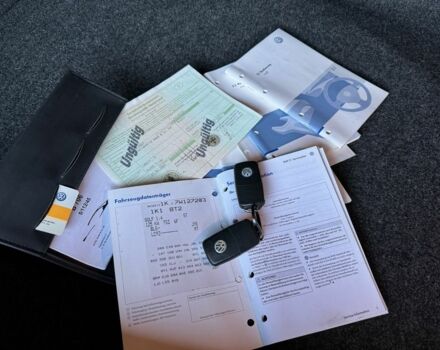 Черный Фольксваген Гольф, объемом двигателя 1.4 л и пробегом 171 тыс. км за 6999 $, фото 22 на Automoto.ua