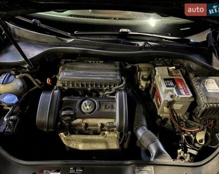 Черный Фольксваген Гольф, объемом двигателя 1.39 л и пробегом 193 тыс. км за 4700 $, фото 15 на Automoto.ua