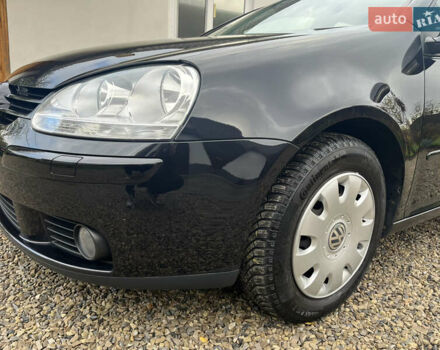 Черный Фольксваген Гольф, объемом двигателя 1.6 л и пробегом 253 тыс. км за 6250 $, фото 31 на Automoto.ua