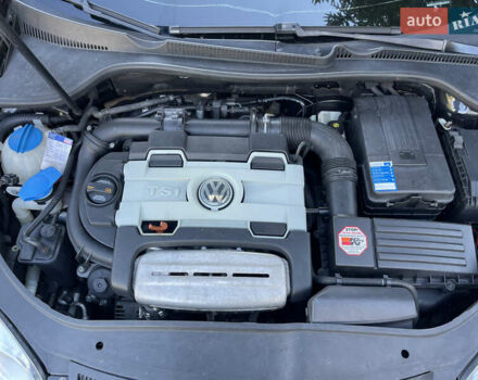 Черный Фольксваген Гольф, объемом двигателя 1.4 л и пробегом 217 тыс. км за 7750 $, фото 17 на Automoto.ua