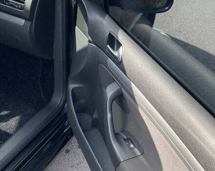 Черный Фольксваген Гольф, объемом двигателя 1.6 л и пробегом 274 тыс. км за 6200 $, фото 15 на Automoto.ua