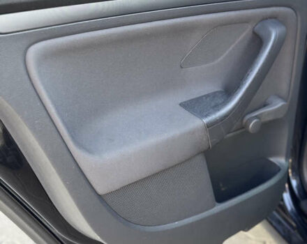 Черный Фольксваген Гольф, объемом двигателя 1.6 л и пробегом 260 тыс. км за 6100 $, фото 35 на Automoto.ua