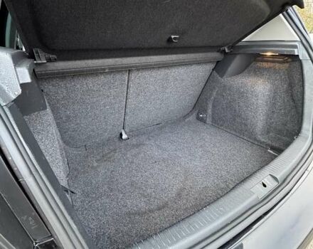 Черный Фольксваген Гольф, объемом двигателя 1.4 л и пробегом 252 тыс. км за 6200 $, фото 12 на Automoto.ua