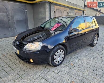 Черный Фольксваген Гольф, объемом двигателя 1.6 л и пробегом 255 тыс. км за 5950 $, фото 5 на Automoto.ua