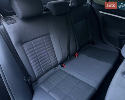 Чорний Фольксваген Гольф, об'ємом двигуна 1.6 л та пробігом 247 тис. км за 7000 $, фото 12 на Automoto.ua