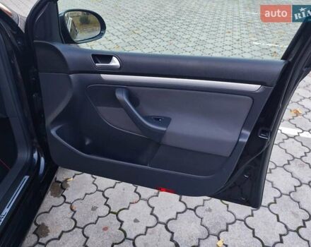 Чорний Фольксваген Гольф, об'ємом двигуна 1.6 л та пробігом 212 тис. км за 6750 $, фото 38 на Automoto.ua