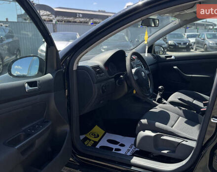 Чорний Фольксваген Гольф, об'ємом двигуна 1.6 л та пробігом 188 тис. км за 5500 $, фото 12 на Automoto.ua