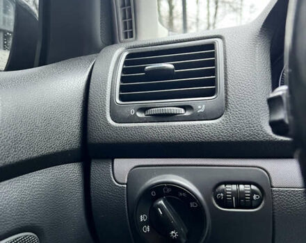 Чорний Фольксваген Гольф, об'ємом двигуна 1.6 л та пробігом 270 тис. км за 6800 $, фото 33 на Automoto.ua