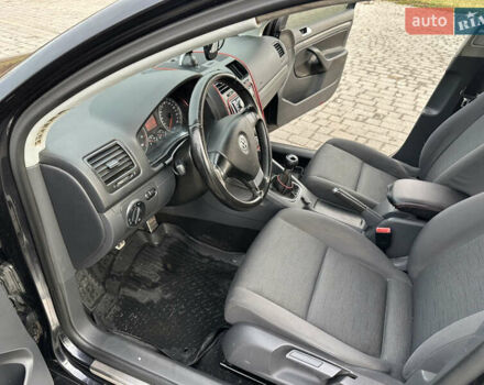 Чорний Фольксваген Гольф, об'ємом двигуна 1.6 л та пробігом 329 тис. км за 4350 $, фото 16 на Automoto.ua
