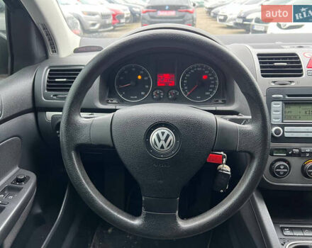 Чорний Фольксваген Гольф, об'ємом двигуна 1.6 л та пробігом 224 тис. км за 6550 $, фото 10 на Automoto.ua