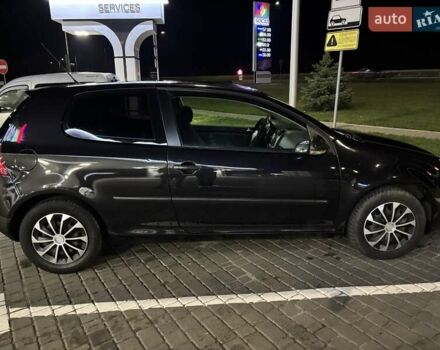 Черный Фольксваген Гольф, объемом двигателя 1.39 л и пробегом 193 тыс. км за 4700 $, фото 9 на Automoto.ua