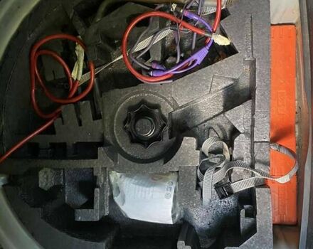 Чорний Фольксваген Гольф, об'ємом двигуна 1.6 л та пробігом 211 тис. км за 6250 $, фото 18 на Automoto.ua