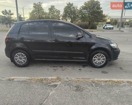 Черный Фольксваген Гольф, объемом двигателя 1.6 л и пробегом 197 тыс. км за 6700 $, фото 20 на Automoto.ua