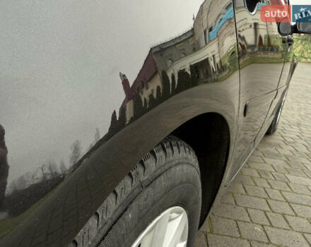 Черный Фольксваген Гольф, объемом двигателя 1.6 л и пробегом 173 тыс. км за 7000 $, фото 24 на Automoto.ua