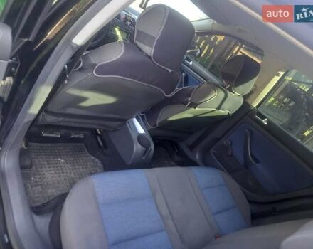 Черный Фольксваген Гольф, объемом двигателя 1.9 л и пробегом 257 тыс. км за 6650 $, фото 20 на Automoto.ua