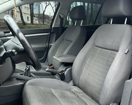 Чорний Фольксваген Гольф, об'ємом двигуна 1.6 л та пробігом 270 тис. км за 6800 $, фото 28 на Automoto.ua