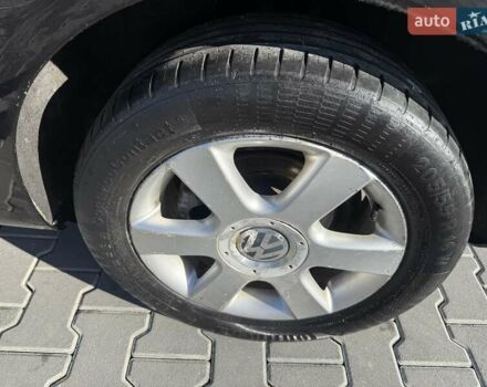 Черный Фольксваген Гольф, объемом двигателя 1.6 л и пробегом 280 тыс. км за 4550 $, фото 8 на Automoto.ua