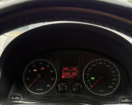 Черный Фольксваген Гольф, объемом двигателя 1.6 л и пробегом 243 тыс. км за 6300 $, фото 4 на Automoto.ua