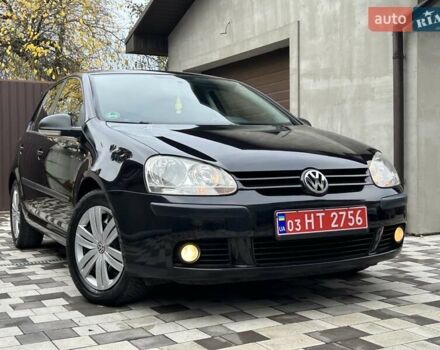 Черный Фольксваген Гольф, объемом двигателя 1.6 л и пробегом 196 тыс. км за 6200 $, фото 4 на Automoto.ua