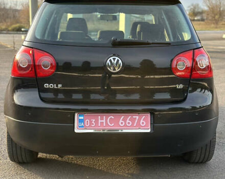 Черный Фольксваген Гольф, объемом двигателя 1.6 л и пробегом 232 тыс. км за 5750 $, фото 9 на Automoto.ua