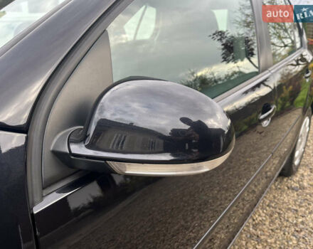 Черный Фольксваген Гольф, объемом двигателя 1.6 л и пробегом 253 тыс. км за 6250 $, фото 58 на Automoto.ua