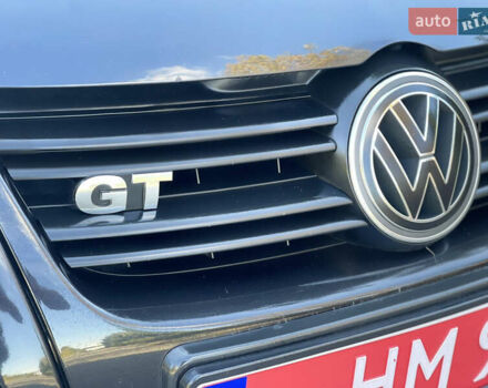 Черный Фольксваген Гольф, объемом двигателя 1.4 л и пробегом 217 тыс. км за 7750 $, фото 15 на Automoto.ua