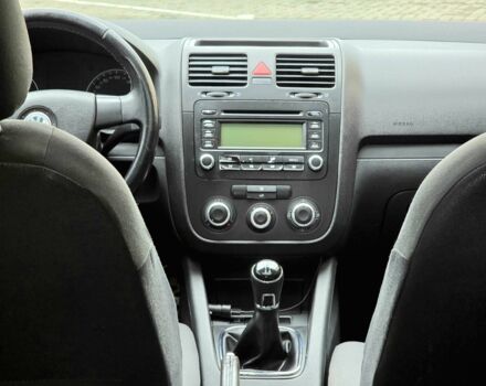 Чорний Фольксваген Гольф, об'ємом двигуна 1.9 л та пробігом 203 тис. км за 4800 $, фото 10 на Automoto.ua