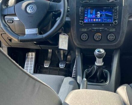 Черный Фольксваген Гольф, объемом двигателя 2 л и пробегом 228 тыс. км за 5600 $, фото 14 на Automoto.ua