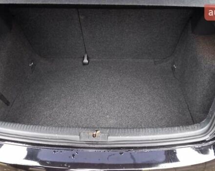 Черный Фольксваген Гольф, объемом двигателя 1.6 л и пробегом 246 тыс. км за 5099 $, фото 13 на Automoto.ua