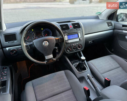 Черный Фольксваген Гольф, объемом двигателя 0 л и пробегом 269 тыс. км за 5500 $, фото 29 на Automoto.ua