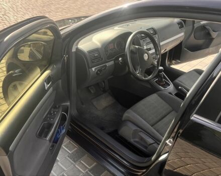 Черный Фольксваген Гольф, объемом двигателя 1.9 л и пробегом 240 тыс. км за 5800 $, фото 5 на Automoto.ua