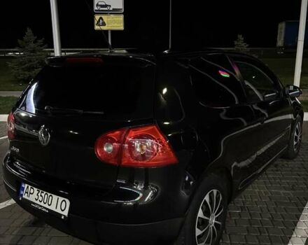 Черный Фольксваген Гольф, объемом двигателя 1.39 л и пробегом 193 тыс. км за 4700 $, фото 5 на Automoto.ua